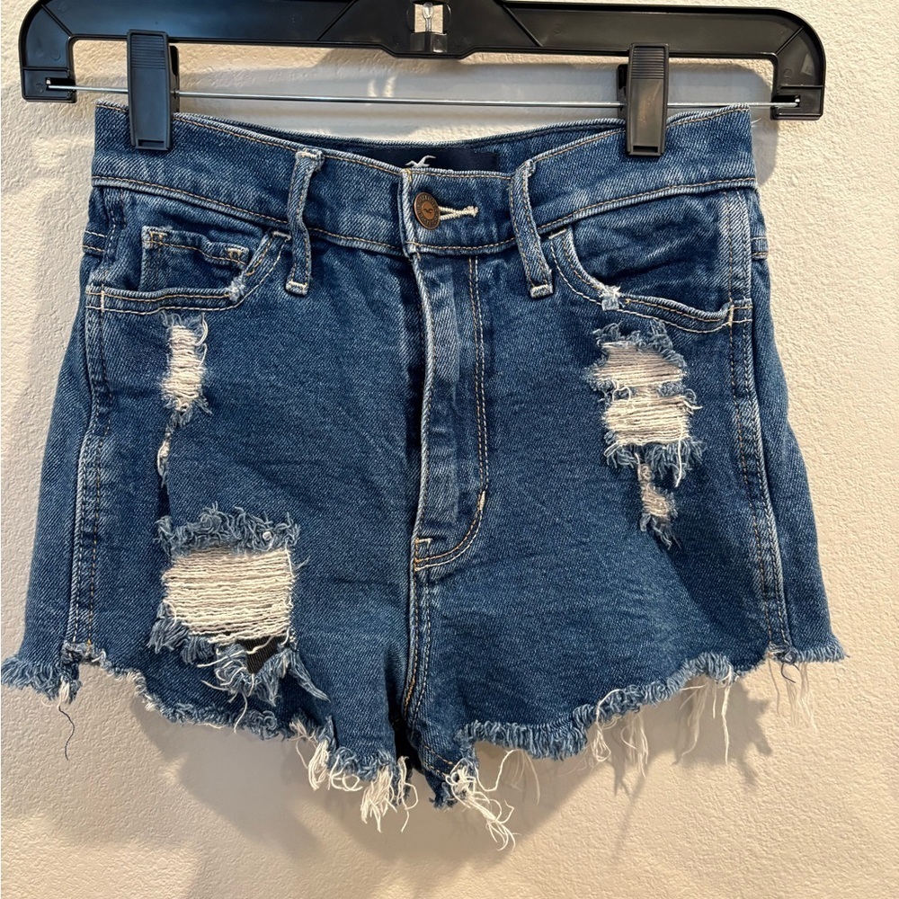Hollister Ultra High Rise Cut Off Denim Short Shorts Size 0/24” Distressed Blue